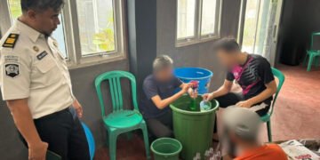 2399d0db 4509 44af b501 64a1a748d647