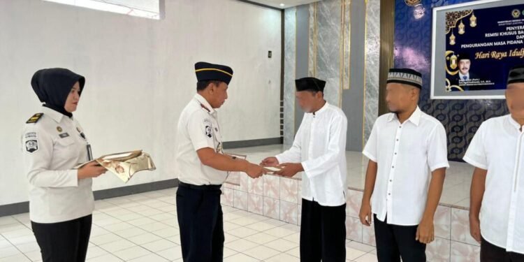 Lapas Ternate Berikan Remisi Khusus Idul Fitri bagi Warga Binaan 2 4 1