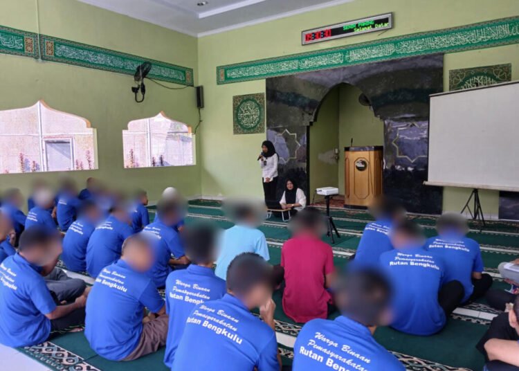 8cea984e 4d83 4955 815f f6d28d36a4b8