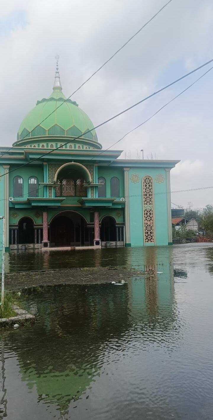 Tiga Bulan Dilanda Banjir, Warga Bengawan Jero Lamongan Desak Solusi Nyata dari Pemerintah 2 IMG 20260307 150059