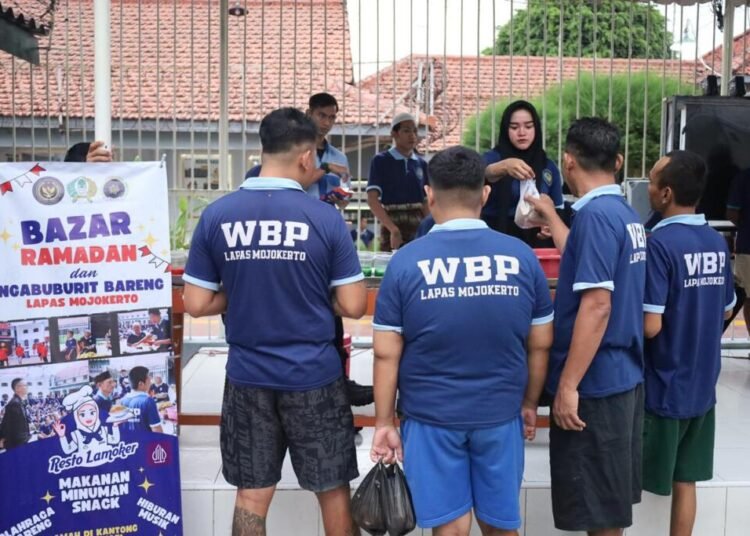 Meriah dan Produktif, Bazar Lapas Mojokerto Dorong UMKM Warga Binaan 1 WhatsApp Image 2026 03 03 at 19.42.06
