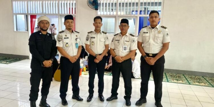 Momentum Idul Fitri, Lapas Ternate Fasilitasi Kunjungan Keluarga 2 WhatsApp Image 2026 03 21 at 12.39.25