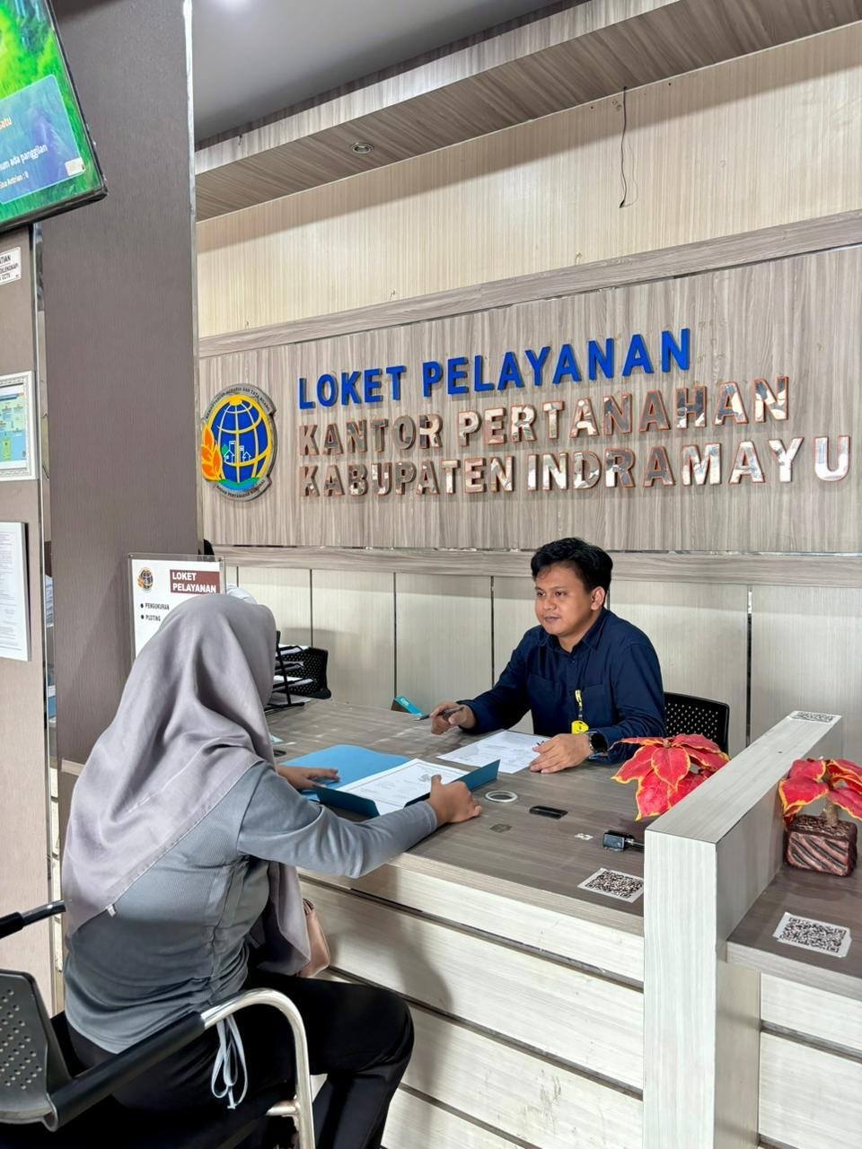 Pelayanan Tetap Buka saat Libur Lebaran, Kantah Kabupaten Indramayu Bantu Pemudik Urus Pertanahan 2 Kantah Kabupaten Indramayu