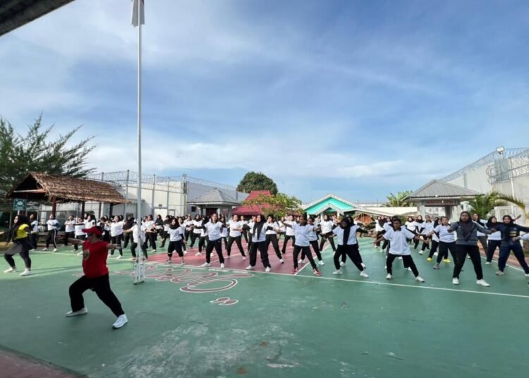 LPP Bengkulu Gelar Senam Pagi Bersama Warga Binaan 1 WhatsApp Image 2026 03 27 at 09.00.58 3