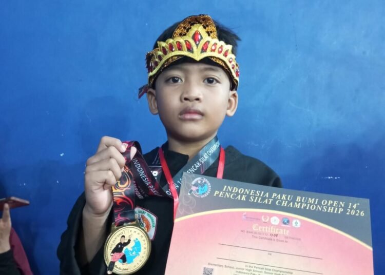 Pesilat Cilik Aimar Rafan Fauzil Raih Juara 1 Kategori Jurus di Ajang Pakubumi Open 14 di GOR Lembah UGM 🥇 1 IMG 20260405 WA0008