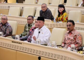 Menteri Nusron Paparkan Capaian Kinerja dan Anggaran Kementerian ATR/BPN Tahun 2026 di Raker Komisi II DPR RI 1 WhatsApp Image 2026 03 31 at 21.01.01