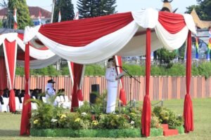 Peringati HUT ke-62 Provinsi Lampung, Kakanwil BPN dan Jajaran Ikuti Upacara Khidmat di Lapangan Korpri 5 WhatsApp Image 2026 04 01 at 11.36.37 12