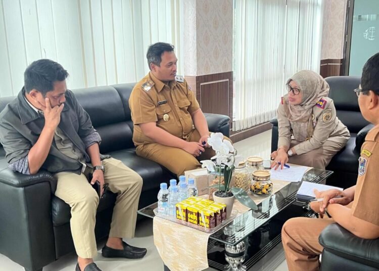 Rapat Perencanaan Kegiatan Swakelola Foto Tegak dalam pelaksanaan Pendaftaran Tanah Sistematis Lengkap (PTSL) di Kabupaten Enrekang. 5 IMG 2579 11zon