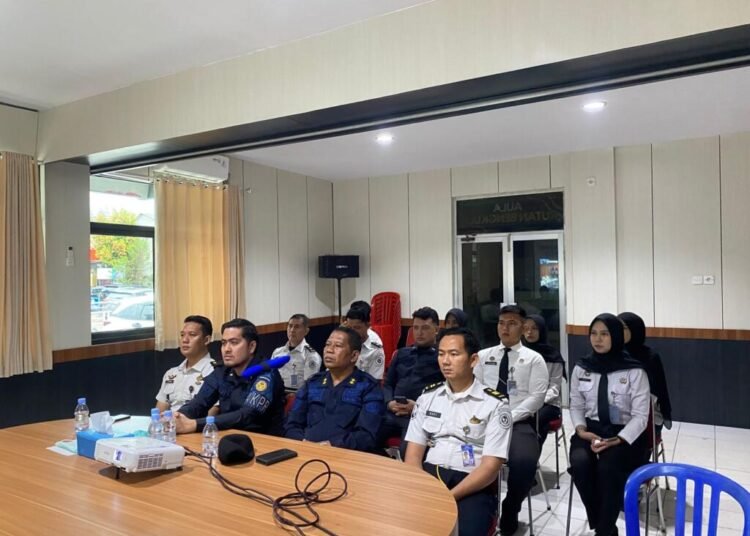 Rutan Bengkulu Ikuti Pengarahan Direktur Jenderal Pemasyarakatan tentang Pelaksanaan Fungsi Pengamanan dan Pengawasan Secara Virtual 5 WhatsApp Image 2026 05 21 at 13.17.39