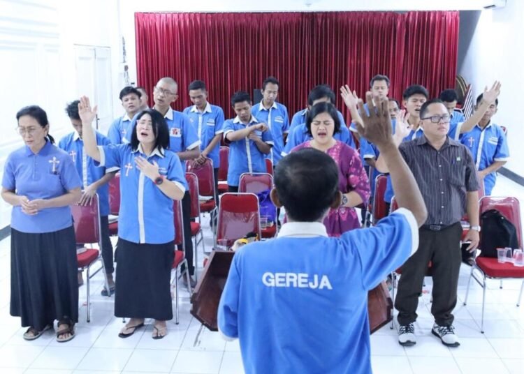 Pembinaan Rohani Kristiani, Lapas Mojokerto Perkuat Keimanan Warga Binaan 5 WhatsApp Image 2026 05 24 at 15.58.57