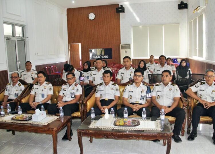 Menteri Agus Andrianto Beri Arahan Pemasyarakatan, Lapas Bengkulu Siap Tingkatkan Kinerja 5 Lapas Bengkulu, Pemasyarakatan, Agus Andrianto, Anev Pemasyarakatan, Kementerian Imigrasi dan Pemasyarakatan, Lapas Kelas IIA Bengkulu, Pengamanan Lapas, ASN Pemasyarakatan, Pembinaan Warga Binaan, Evaluasi Pemasyarakatan