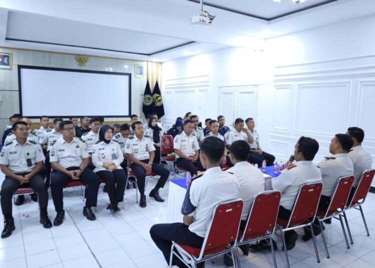 Rapat Dinas dan Sharing Aspirasi, Lapas Mojokerto Perkuat Sinergi Untuk Tingkatkan Pembinaan 5 WhatsApp Image 2026 05 26 at 15.03.241