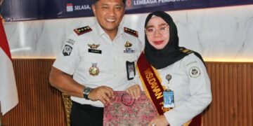 Lapas Bengkulu, Purnabakti Pegawai, Misnawati, Giatja Lapas Bengkulu, Pelepasan Purnabakti, ASN Kemenimipas, Pemasyarakatan, Kegiatan Lapas Bengkulu, Julianto Budhi Prasetyono, Aula Lapas Bengkulu