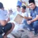 Sate Mandora Satukan Kebersamaan, Warga Binaan dan Kepala Lapas Mojokerto Bakar 5.500 Tusuk Sate Untuk Makan Bersama 16 WhatsApp Image 2026 05 28 at 10.55.58