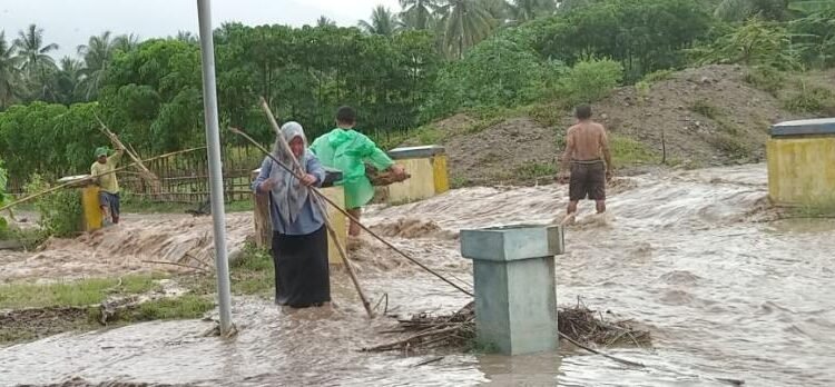 BPBD Imbau Warga Gorontalo Waspadai Hujan Lebat 5 Banjir di Suwawa Selatan. (foto BPBD PROV. Gorontalo)