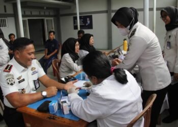 Sinergi Lapas Bengkulu dan Puskesmas Bentiring Hadirkan Layanan Kesehatan Gratis 2 Lapas Bengkulu, Cek Kesehatan Gratis, Program CKG 2026, Puskesmas Bentiring, Kalapas Bengkulu, Julianto Budhi Prasetyono, Kanwil Ditjenpas Bengkulu