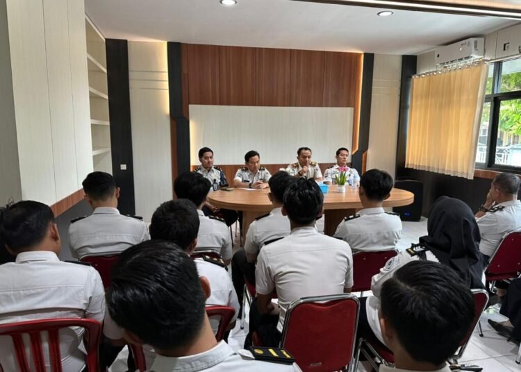 Perkuat Koordinasi dan Evaluasi Kinerja, Rutan Bengkulu Gelar Rapat Internal Pegawai 5 WhatsApp Image 2026 06 15 at 15.01.20