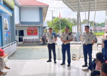 Karutan Bengkulu Sosialisasikan Ketentuan Barang Bawaan WBP kepada Pengunjung 1 b193c44f e00f 429b 9271 ec09f21c197b
