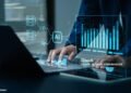 AI, data analysis. Business people use AI to analyze financial related data. big data Complex performance measurement With modern innovative technology - https://www.istockphoto.com/photo/ai-data-analysis-business-people-use-ai-to-analyze-financial-related-data-big-data-gm2012883461-560932261?