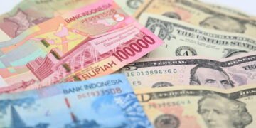 https://www.istockphoto.com/id/foto/dolar-amerika-dan-rupiah-gm175740937-26109783