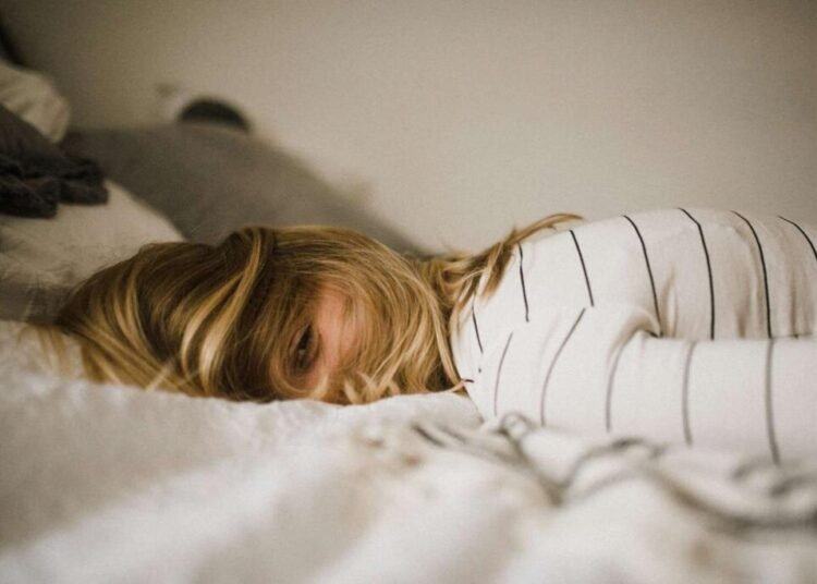 Di Balik Kalimat "Kurang Ibadah", ada Burnout yang Sering Dipahami 5 Potret saat mengalami Burnout. (Sumber: Unsplash)