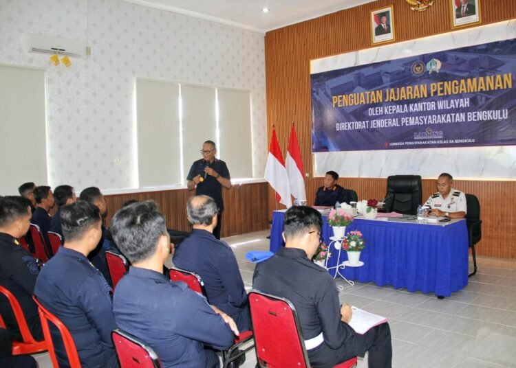 Kakanwil Ditjenpas Bengkulu Perkuat Profesionalisme Jajaran Pengamanan Lapas Bengkulu 5 Lapas Bengkulu, Lapas Kelas IIA Bengkulu, Ditjenpas, Direktorat Jenderal Pemasyarakatan, Kanwil Ditjenpas Bengkulu, Tonny Nainggolan, Julianto Budhi Prasetyono