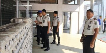 Lapas Bengkulu, Kalapas Bengkulu, Julianto Budhi Prasetyono, Hidroponik Lapas, Budidaya Jamur Tiram, Pembinaan Kemandirian, Warga Binaan, Ketahanan Pangan