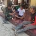 Ketika TNI Menyapa Lewat Pelayanan Kesehatan di TMMD Ke-129 Kodim 0601/Pandeglang 20 Personel kesehatan Satgas TMMD Ke-129 Kodim 0601/Pandeglang dari Denkesyah 03.04.04 Serang memeriksa tekanan darah seorang warga di Kampung Pangburangan, Desa Pasirgadung, Kecamatan Patia.