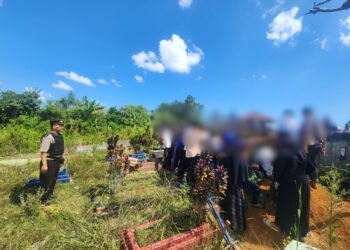 Rutan Bengkulu Berikan Izin Luar Biasa kepada WBP untuk Menghadiri Pemakaman Keluarga dengan Pengawalan Petugas 1 d76291fa 9935 4cd4 872c 53398a7ecee1