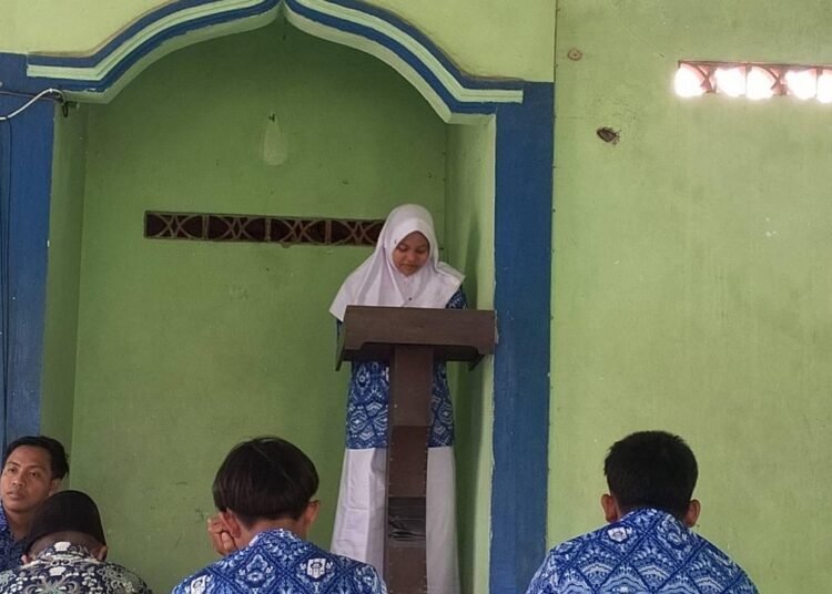 Muhadhoroh: Ruh Pembinaan Karakter, Cetak Generasi Berani Bicara dan Berakhlak Mulia 5 foto landscape kecil