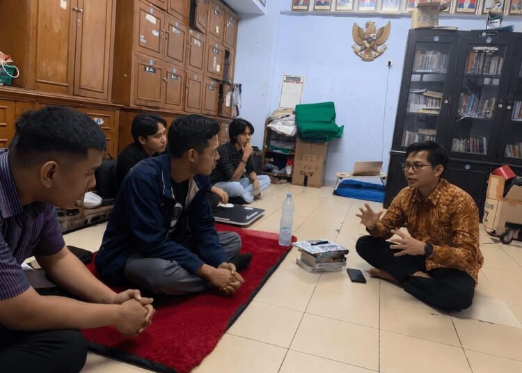 Visitasi Pembina LKP2M, Bangkitkan Semangat Intelektual LKP2M 5 1001622795 1