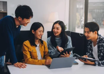 UNUSIA Perluas Pengalaman Industri Mahasiswa Ekonomi Syariah Lewat Future Talent Hub 2026 1 20260807 040054 tujuan magangwebp