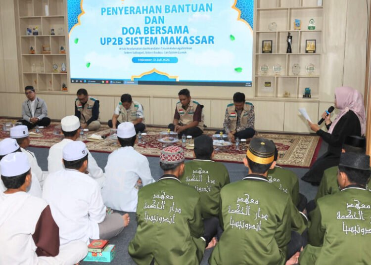 YBM PLN UP2B Sistem Makassar Salurkan Bantuan dan Gelar Doa Bersama Demi Keandalan Sistem Ketenagalistrikan Sulawesi 5 260731214418 858