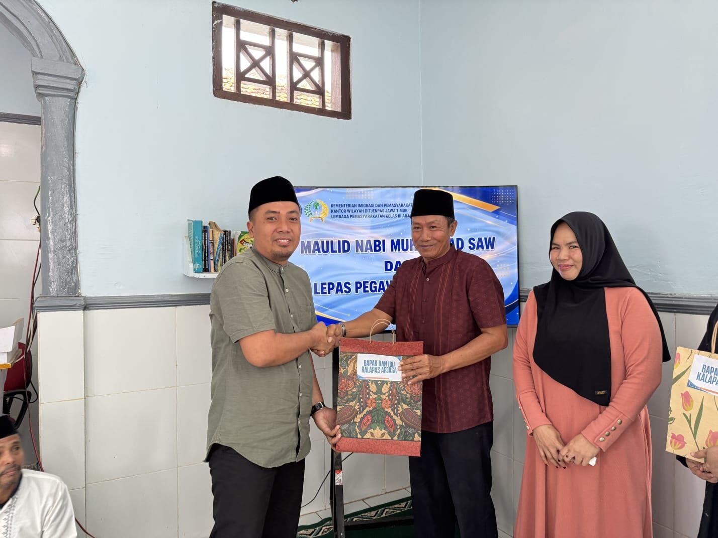Maulid Nabi Muhammad SAW 1448 H & Lepas Pegawai Purna Tugas 7 7dca82de 17c2 4a6a b484 fdd7c96ed798
