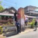 Sambut HUT RI, Mahasiswa KKN-T 08 UNIRA dan Warga Kompak Ubah Wajah Bodean Putuk 14 Gotong Royong