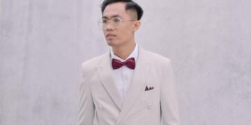 Agung Yudistira Surbakti, kreator konten di balik nama Hey Kilers, membuktikan bahwa kesuksesan di dunia game bisa menjadi batu loncatan yang kuat. Berawal dari bermain Free Fire hingga memiliki jutaan pengikut, ia kini melebarkan sayapnya untuk mengarungi tantangan baru di sektor bisnis digital dan investasi pergerakan pasar.