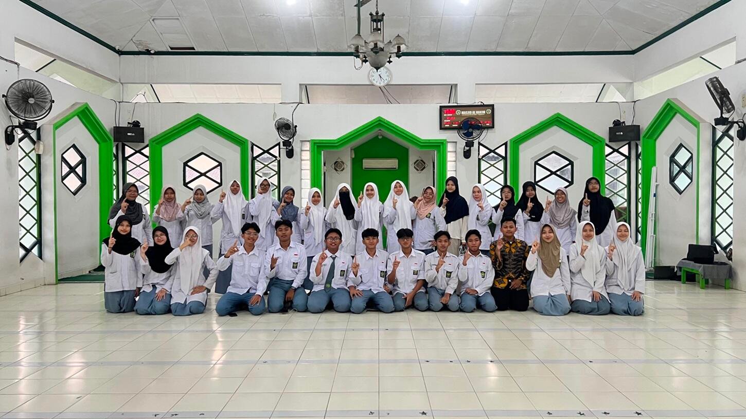 Larut Romansa MAN 1 Yogyakart, Mengenal Langkah Indah dalam Foto dan Video 7 IMG 20260818 WA0066