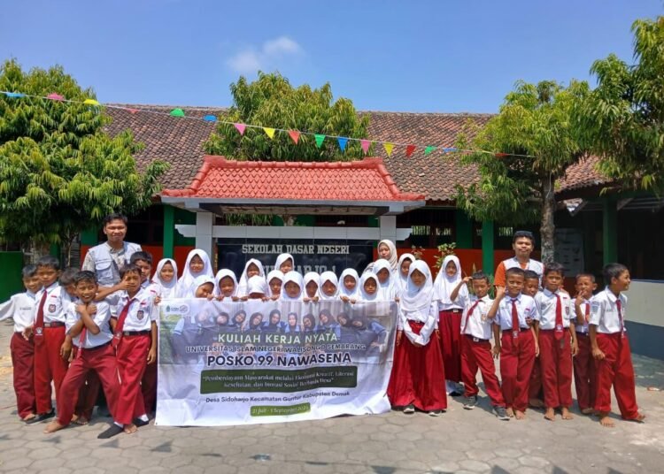 Mahasiswa KKN Hadirkan Program Belajar "English Fun" untuk Tumbuhkan Semangat Belajar Bahasa Inggris di SD Sidoharjo 1 5 IMG 20260827 WA0002
