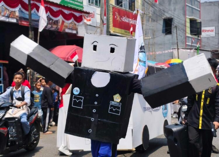 Maskot TJS Menyapa Bupati OKUS