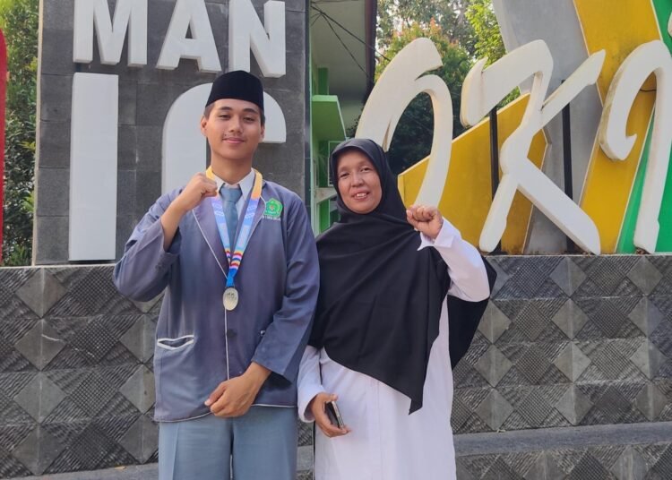 MAN 1 OKU Selatan Panen Prestasi, M. Rizqi Ridho Raih Juara 2 Speech Nasional 5 IMG 20260824 192750
