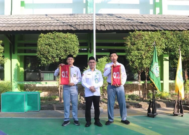Nomor Kandidat Disematkan, Pesta Demokrasi OSIS MAN 1 Yogyakarta Resmi Bergulir 6 IMG 4732