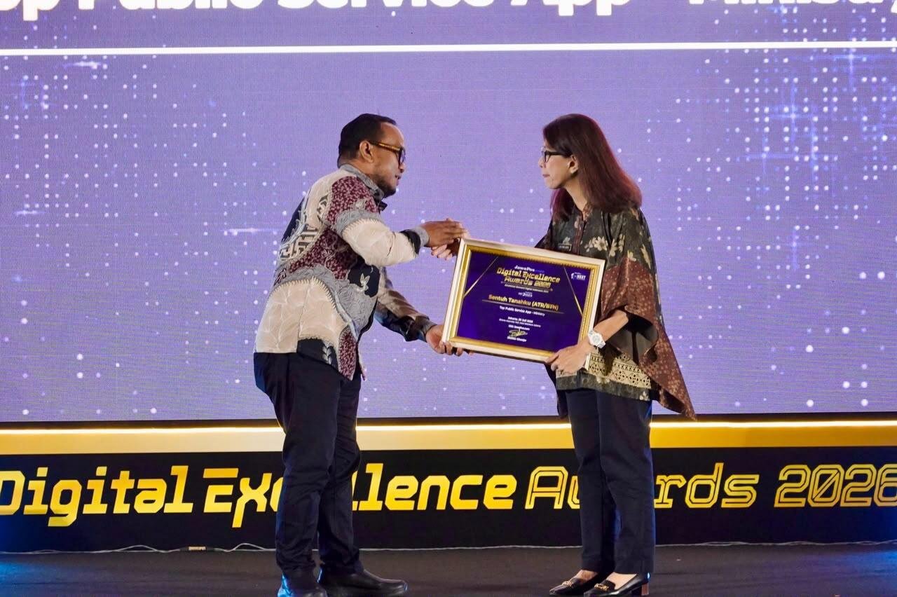 Kementerian ATR/BPN Raih Penghargaan Top Public Service App Lewat Aplikasi Sentuh Tanahku Bagi Sertipikat Tanah 7 WhatsApp Image 2026 07 31 at 22.32.50