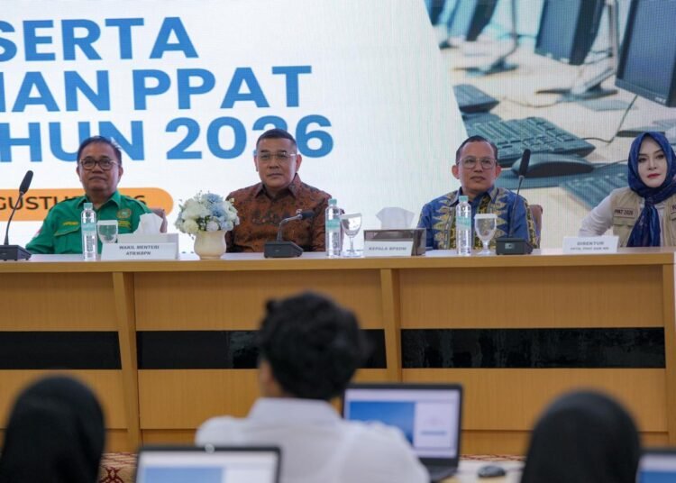 Buka Ujian PPAT 2026, Wamen Ossy: Memastikan Layanan Pertanahan dari PPAT yang Kompeten, Profesional dan Berintegritas 5 WhatsApp Image 2026 08 03 at 23.53.05