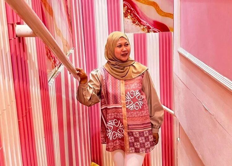 Berawal dari Iseng Saat Pandemi, Aan Hanifah Rosyani Kini Dipercaya Puluhan Brand Nasional sebagai Content Creator 7 WhatsApp Image 2026 08 06 at 11.07.40