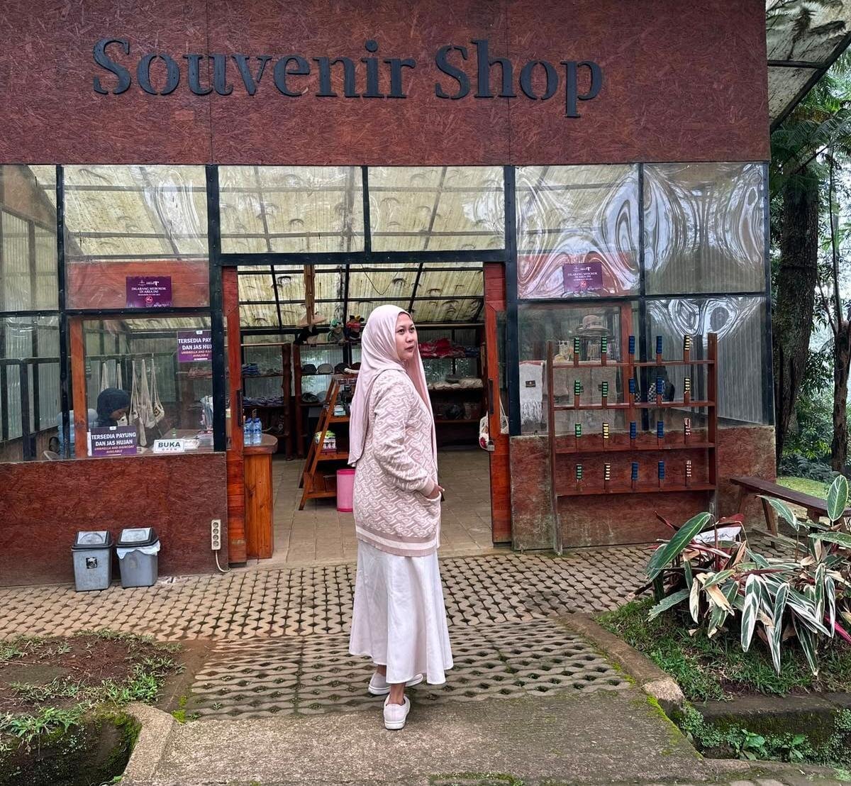 Berawal dari Iseng Saat Pandemi, Aan Hanifah Rosyani Kini Dipercaya Puluhan Brand Nasional sebagai Content Creator 8 WhatsApp Image 2026 08 06 at 11.07.41
