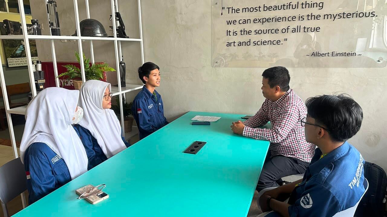 Mansa Journalist Gali Kelas Internasional, Dosen IUP UGM Soroti Tiga Kunci Utama 7 WhatsApp Image 2026 08 08 at 05.10.37