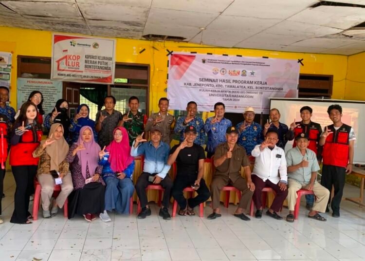 Sukses Tuntaskan 7 Program Unggulan, Mahasiswa KKN Unhas Gelombang 116 Gelar Seminar Hasil Literasi di Bontotangnga 5 WhatsApp Image 2026 08 13 at 10.55.07