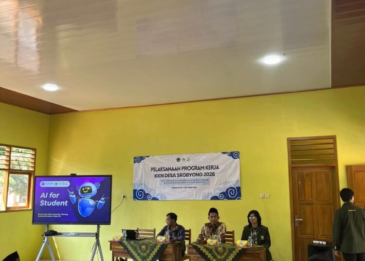 Siswa SMP Darun Najah Srobyong Antusias Ikuti Pelatihan AI, KKN UNISNU Kenalkan Teknologi secara Interaktif 5 WhatsApp Image 2026 08 19 at 11.42.30