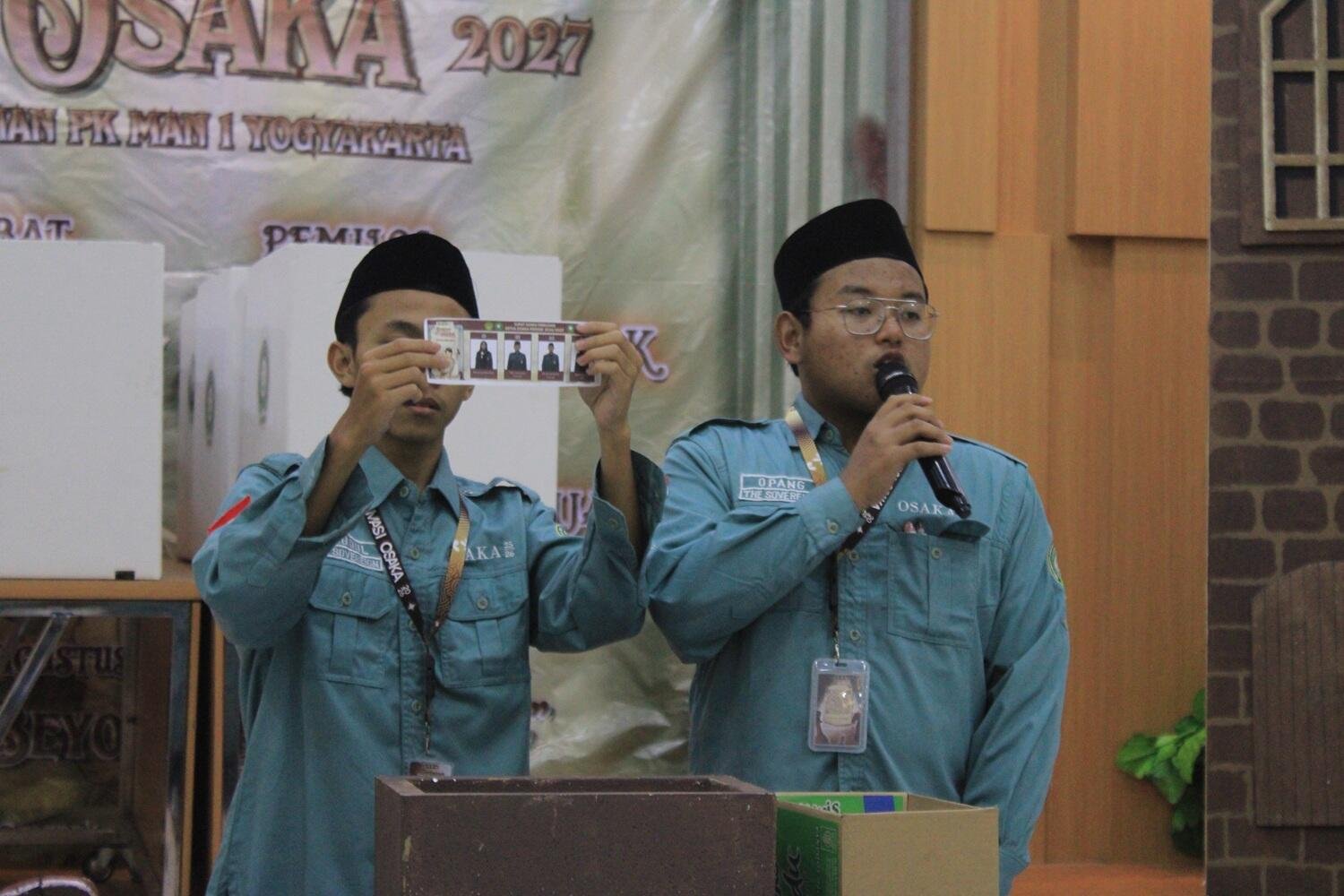 Estafet Kepemimpinan Berlanjut, M. Naufal Rakha Astsaqif Terpilih Pimpin OSAKA MAN 1 Yogyakarta 7 WhatsApp Image 2026 08 24 at 4.48.01 PM