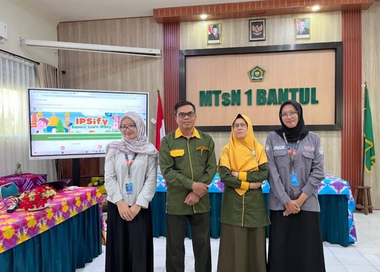 Wujudkan SDG 4 Melalui Transformasi Digital Pembelajaran IPS di MTsN 1 Bantul 5 WhatsApp Image 2026 08 29 at 08.58.22